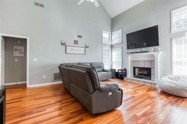 473 Bradford Place Lane, Loganville, GA 30052