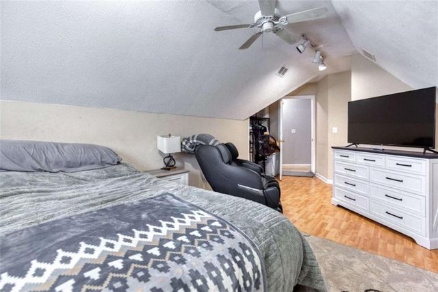 473 Bradford Place Lane, Loganville, GA 30052