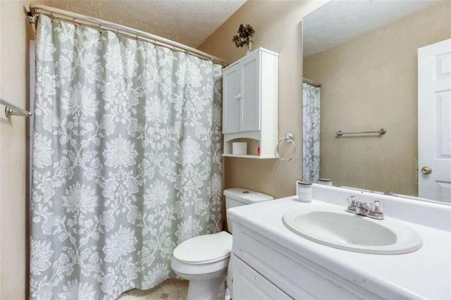 473 Bradford Place Lane, Loganville, GA 30052