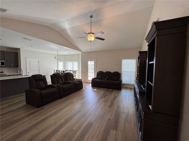 279 Chestnut Drive, Brunswick, GA 31523