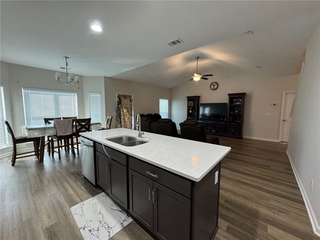 279 Chestnut Drive, Brunswick, GA 31523