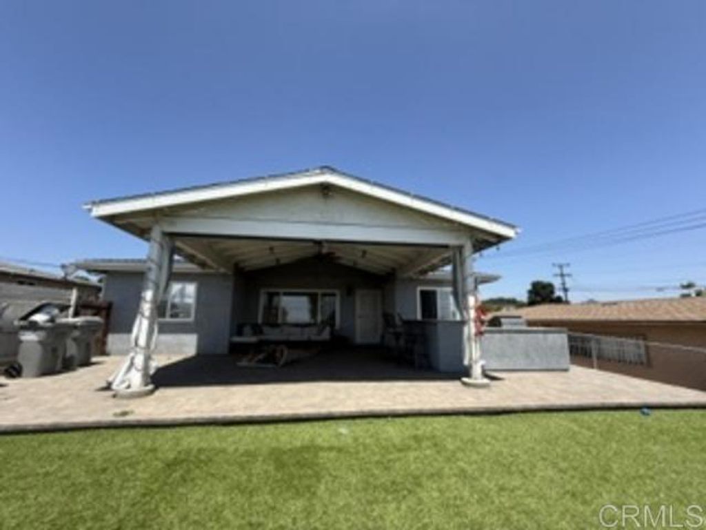 Image 1 of property listing at 2585 Deauville Street, San Diego, CA 92139