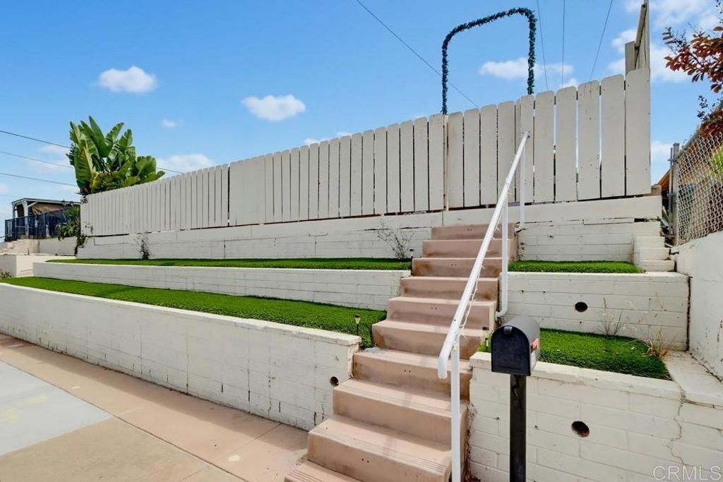 Image 30 of property listing at 2585 Deauville Street, San Diego, CA 92139