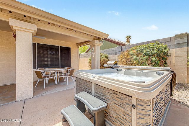 4032 E ROSEMONTE Drive, Phoenix, AZ 85050