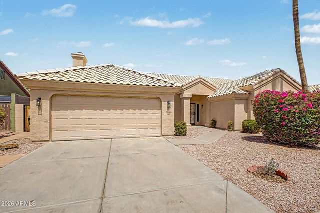 4032 E ROSEMONTE Drive, Phoenix, AZ 85050