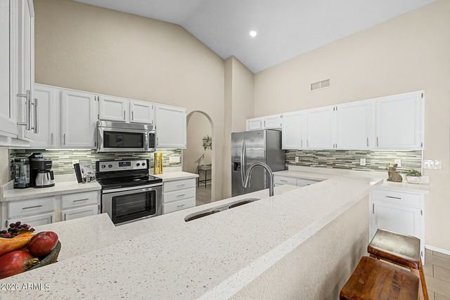 4032 E ROSEMONTE Drive, Phoenix, AZ 85050