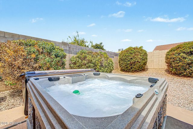4032 E ROSEMONTE Drive, Phoenix, AZ 85050