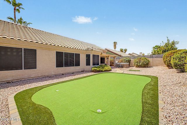 4032 E ROSEMONTE Drive, Phoenix, AZ 85050