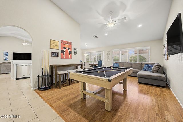 4032 E ROSEMONTE Drive, Phoenix, AZ 85050