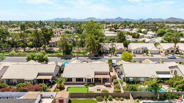 4032 E ROSEMONTE Drive, Phoenix, AZ 85050