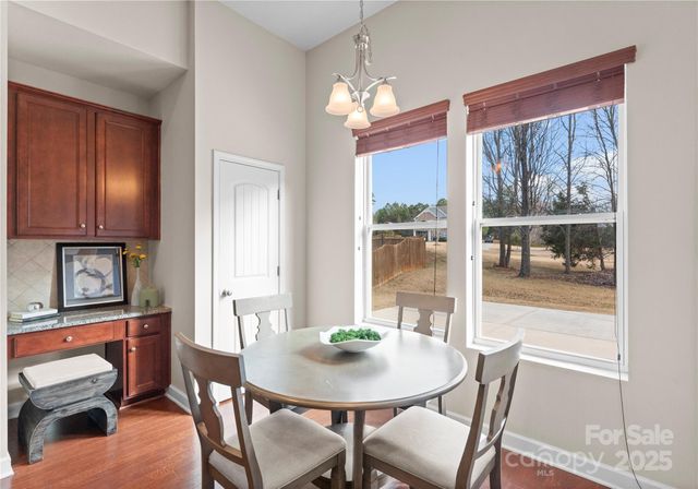 11624 Dunham Drive, Matthews, NC 28105