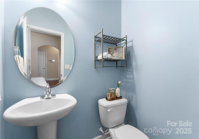 11624 Dunham Drive, Matthews, NC 28105