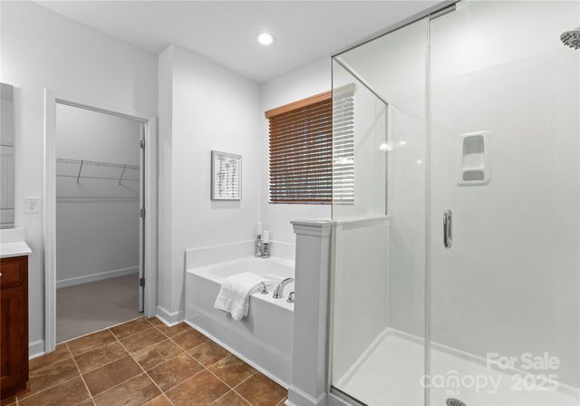 11624 Dunham Drive, Matthews, NC 28105