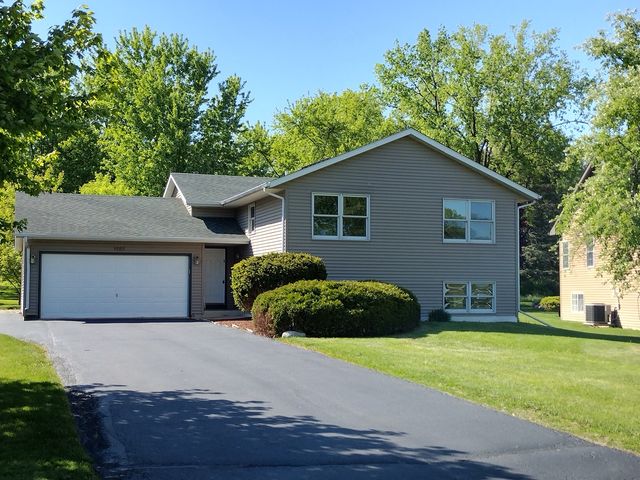 1127 Candlewick Drive NW, Poplar Grove, IL 61065