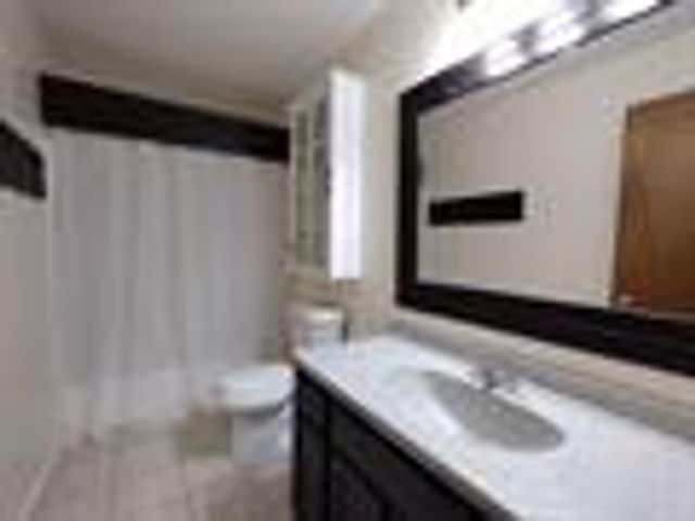 1127 Candlewick Drive NW, Poplar Grove, IL 61065