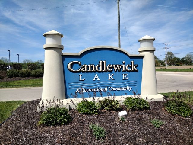 1127 Candlewick Drive NW, Poplar Grove, IL 61065