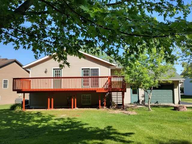 1127 Candlewick Drive NW, Poplar Grove, IL 61065