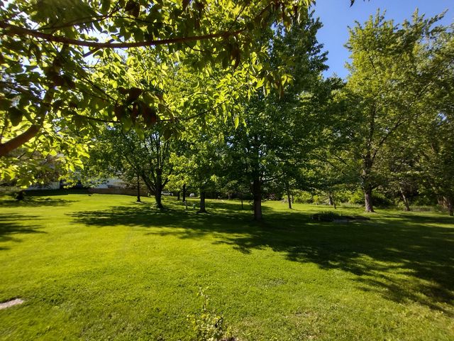 1127 Candlewick Drive NW, Poplar Grove, IL 61065