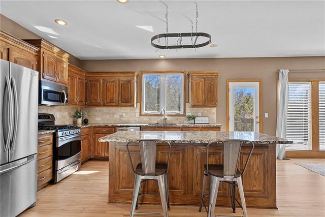 5735 Cottonwood Street, Shawnee, KS 66216