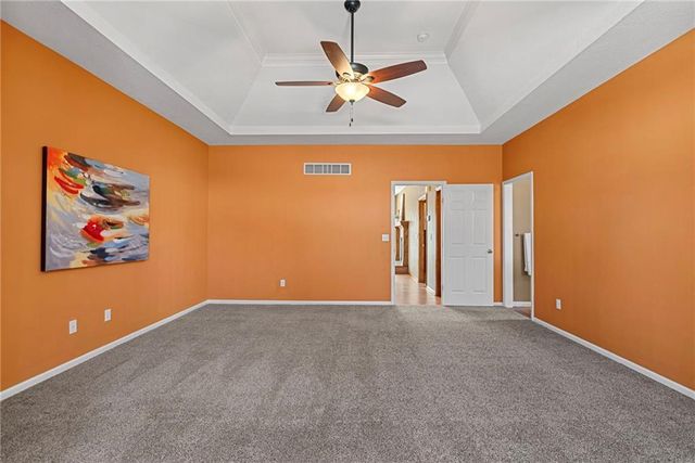 5735 Cottonwood Street, Shawnee, KS 66216