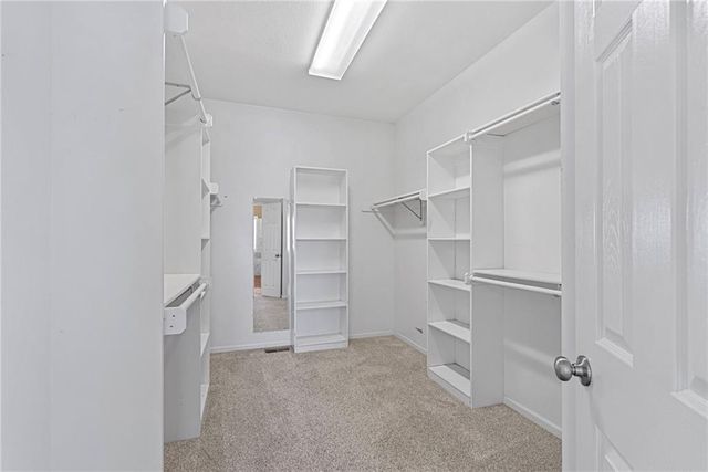 5735 Cottonwood Street, Shawnee, KS 66216