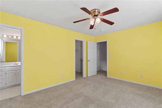 5735 Cottonwood Street, Shawnee, KS 66216