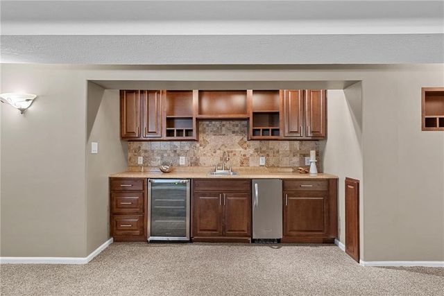 5735 Cottonwood Street, Shawnee, KS 66216