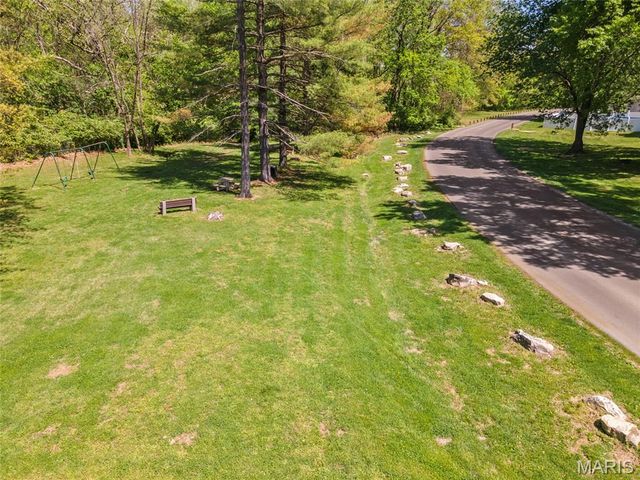 7213 Burgess Drive, Barnhart, MO 63012