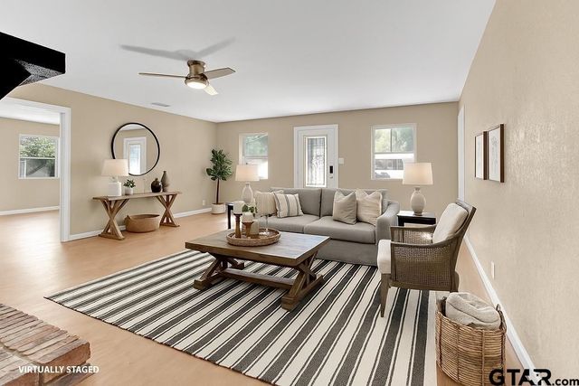 213 Treetop Lane, Hideaway, TX 75771