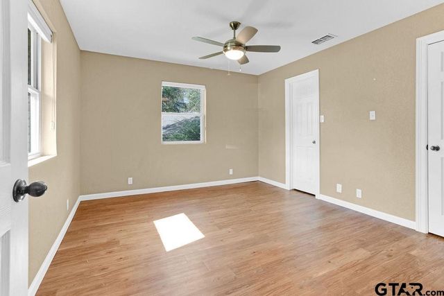 213 Treetop Lane, Hideaway, TX 75771