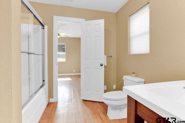 213 Treetop Lane, Hideaway, TX 75771