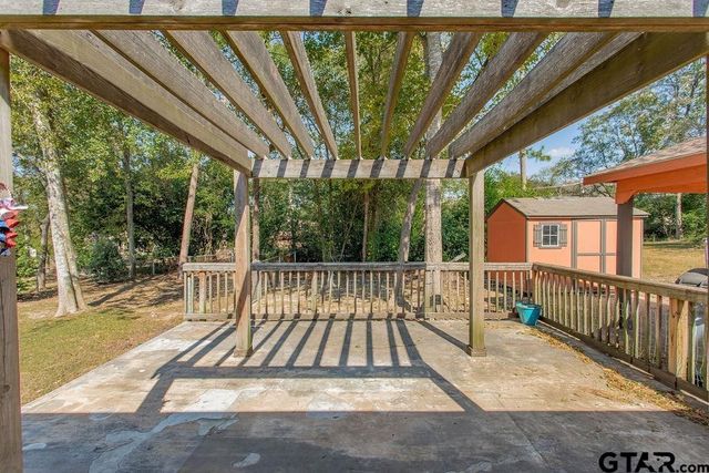213 Treetop Lane, Hideaway, TX 75771