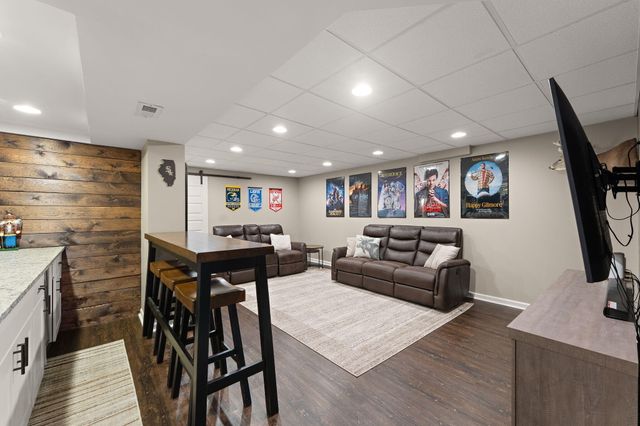 9911 Flagstaff Street, Cedar Lake, IN 46303