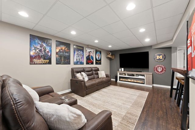 9911 Flagstaff Street, Cedar Lake, IN 46303