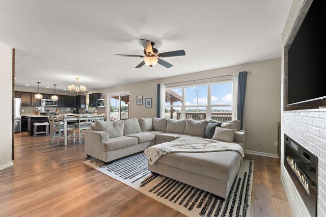 9911 Flagstaff Street, Cedar Lake, IN 46303