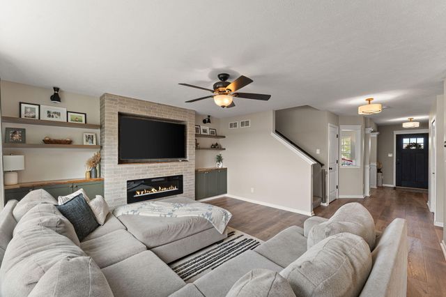 9911 Flagstaff Street, Cedar Lake, IN 46303