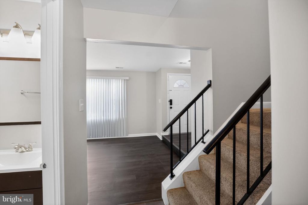 Image 11 of property listing at 11246 KETTERING PL, Upper Marlboro, MD 20774