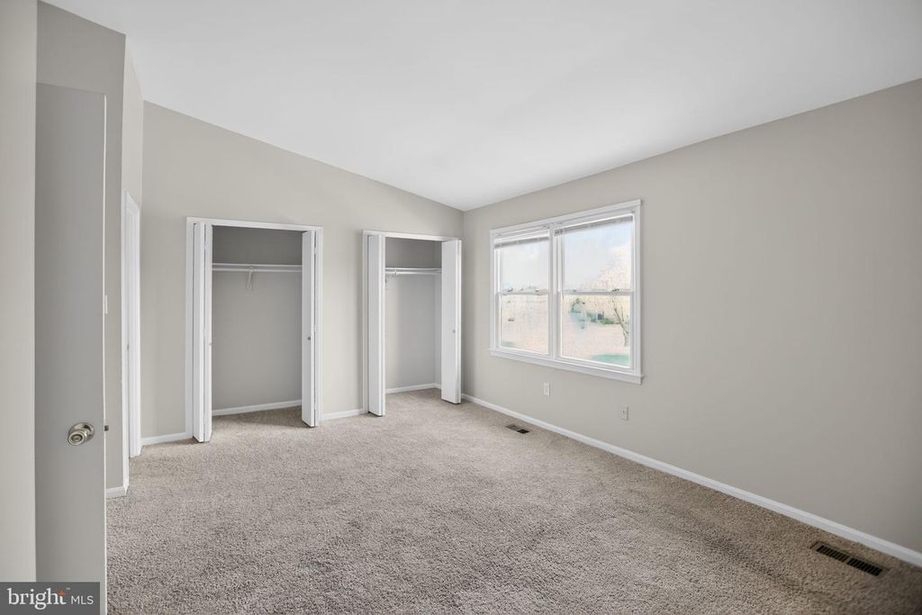 Image 18 of property listing at 11246 KETTERING PL, Upper Marlboro, MD 20774