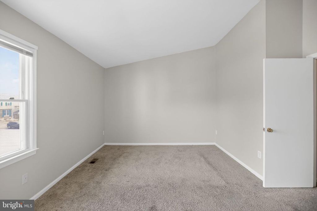 Image 22 of property listing at 11246 KETTERING PL, Upper Marlboro, MD 20774