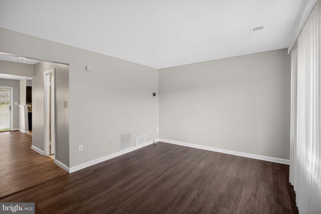 Image 23 of property listing at 11246 KETTERING PL, Upper Marlboro, MD 20774