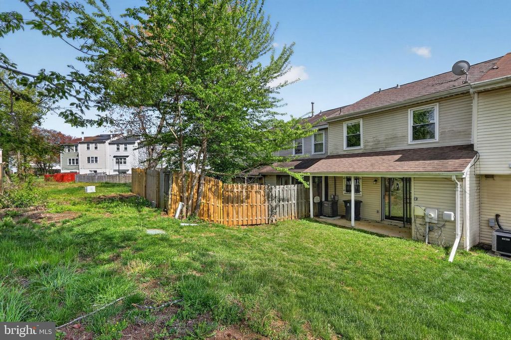 Image 31 of property listing at 11246 KETTERING PL, Upper Marlboro, MD 20774