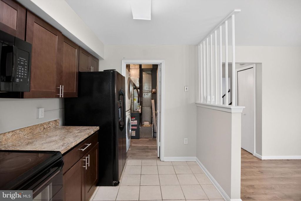 Image 8 of property listing at 11246 KETTERING PL, Upper Marlboro, MD 20774