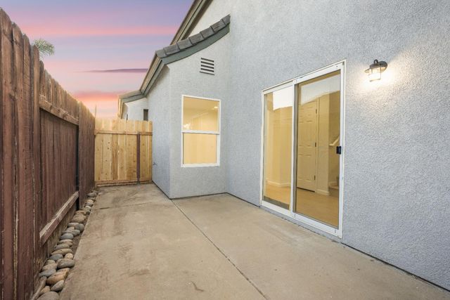 2342 N Juleston Drive, Santa Maria, CA 93458