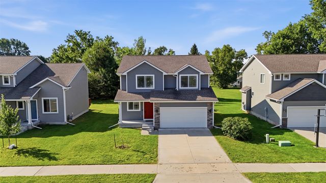 307 SW 50th Street, Ankeny, IA 50023