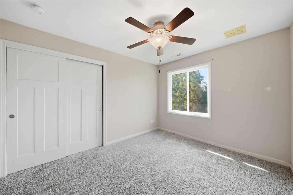 Image 23 of property listing at 307 SW 50th Street, Ankeny, IA 50023