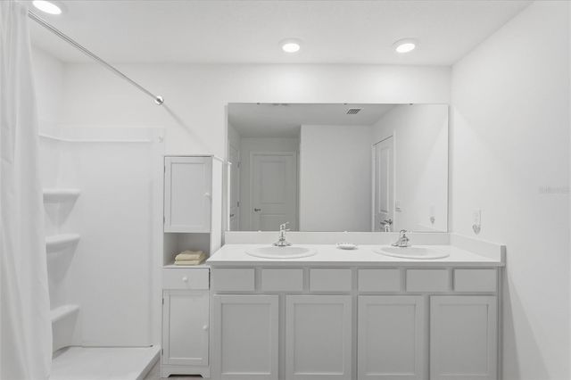 3223 EVENMORE WAY, Wildwood, FL 34785