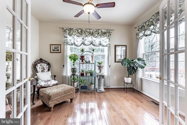 12153 CALDICOT LN, Fairfax, VA 22030