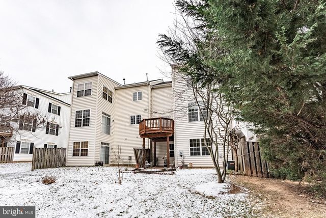 12153 CALDICOT LN, Fairfax, VA 22030