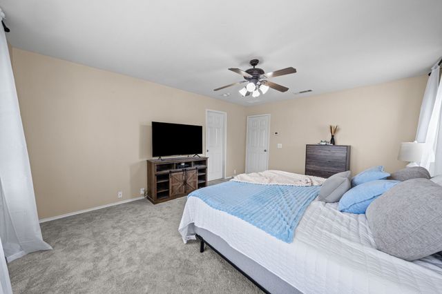 2204 Canterbury Park Drive, Grand Prairie, TX 75050