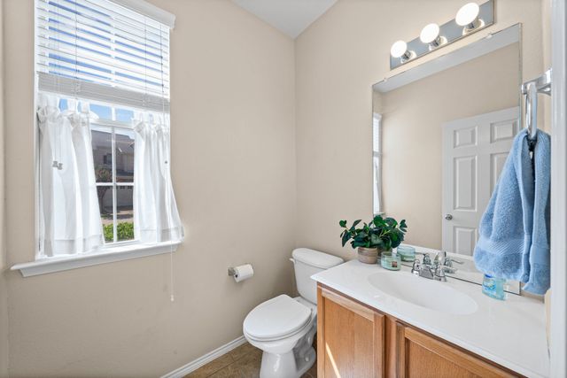 2204 Canterbury Park Drive, Grand Prairie, TX 75050
